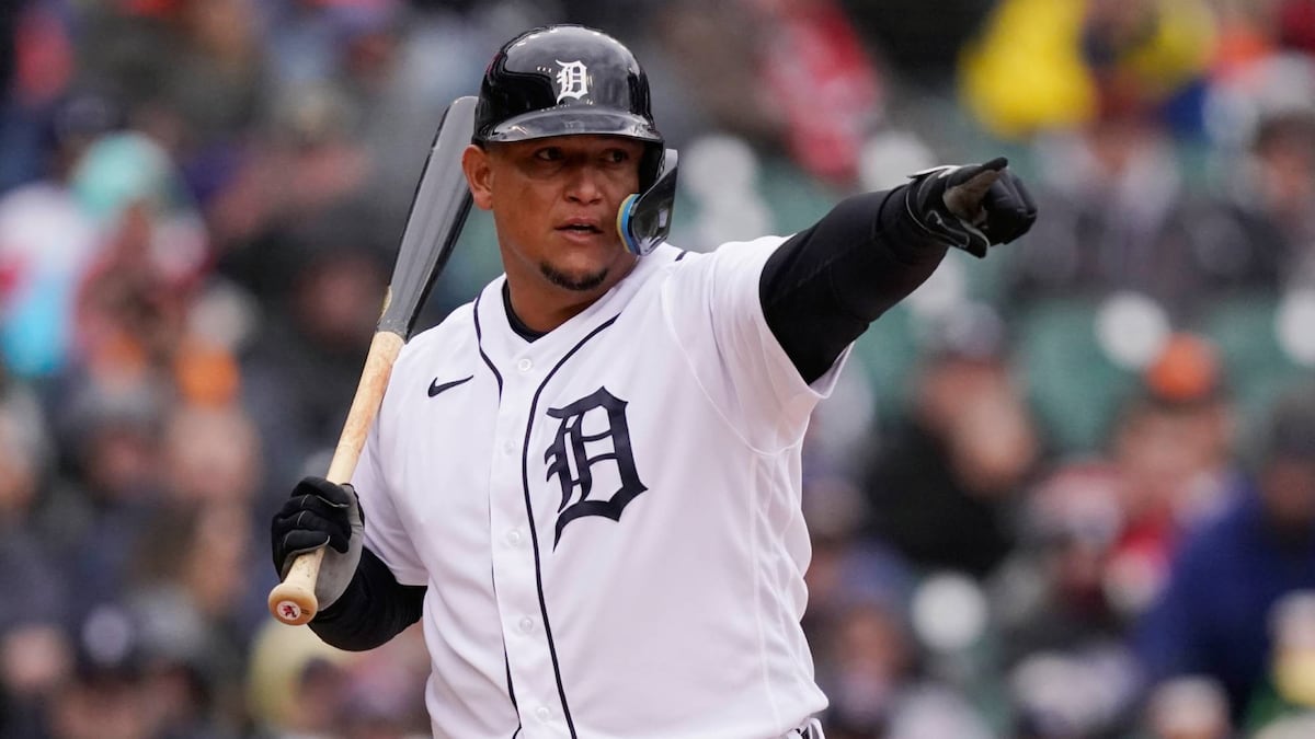 La decisión del mánager de los Yankees que alarga la espera por el hit 3 mil de Miguel Cabrera
