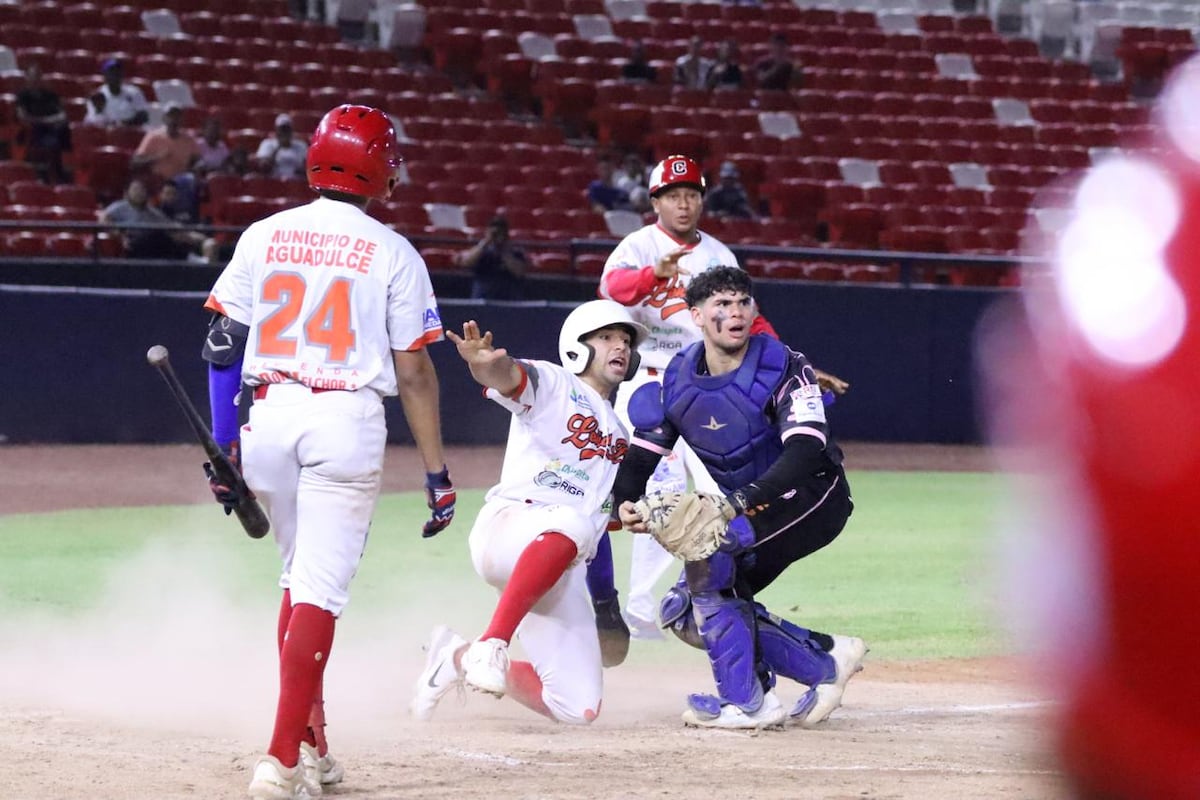 Béisbol Juvenil 2024: Merón con el momentum y Serracín con la confianza en sus púpilos
