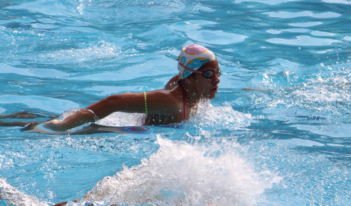 Suspendidas evolutivas nacionales de natación