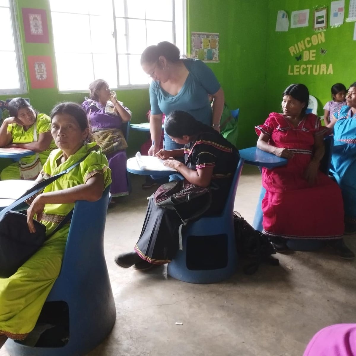 Nunca es tarde: 33 mujeres de la comarca Ngäbe-Buglé retomarán sus estudios