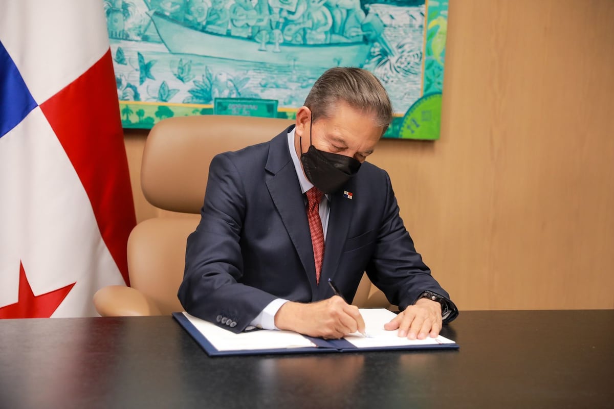 Beneficio. Extienden el fuero de maternidad hasta el padre