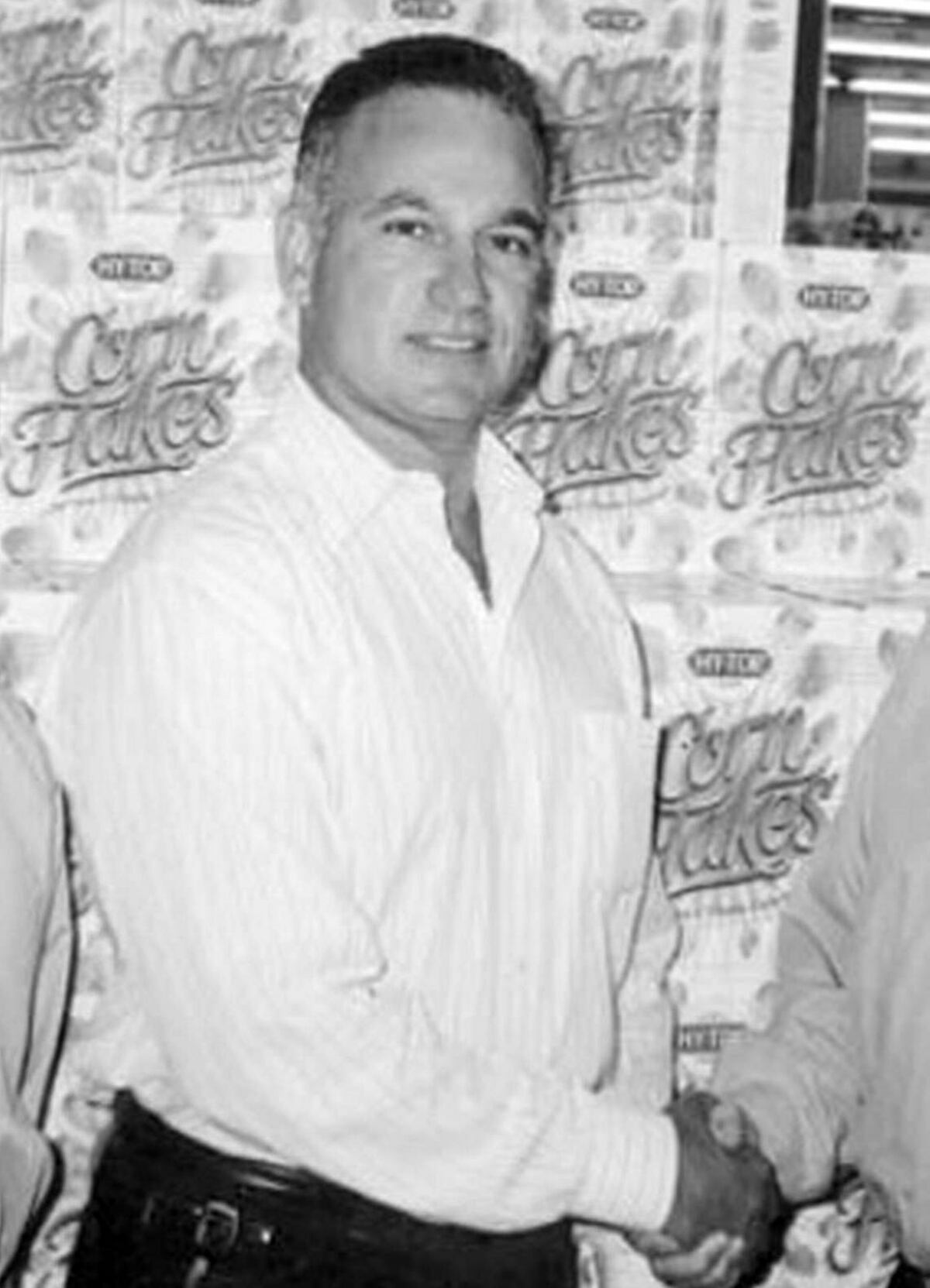 Dueño de supermercados en Miami es acusado de matar al amante de su esposa