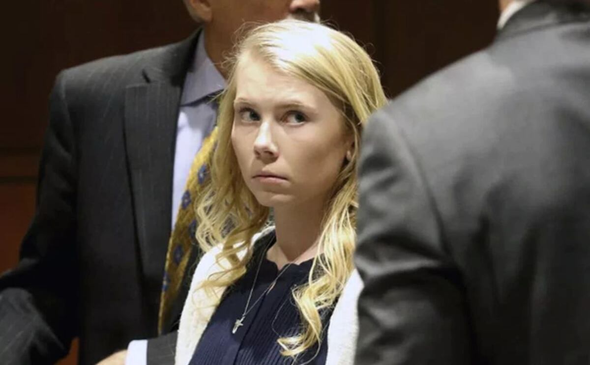 La acusan de abortar y asesinar a su bebé; la enterró en el patio