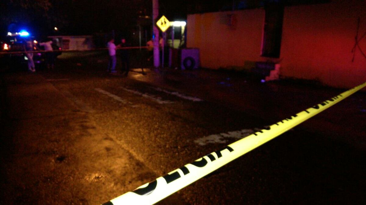 ¡OTRO HOMICIDIO! A cuchillazos matan a un huésped en Pedregal