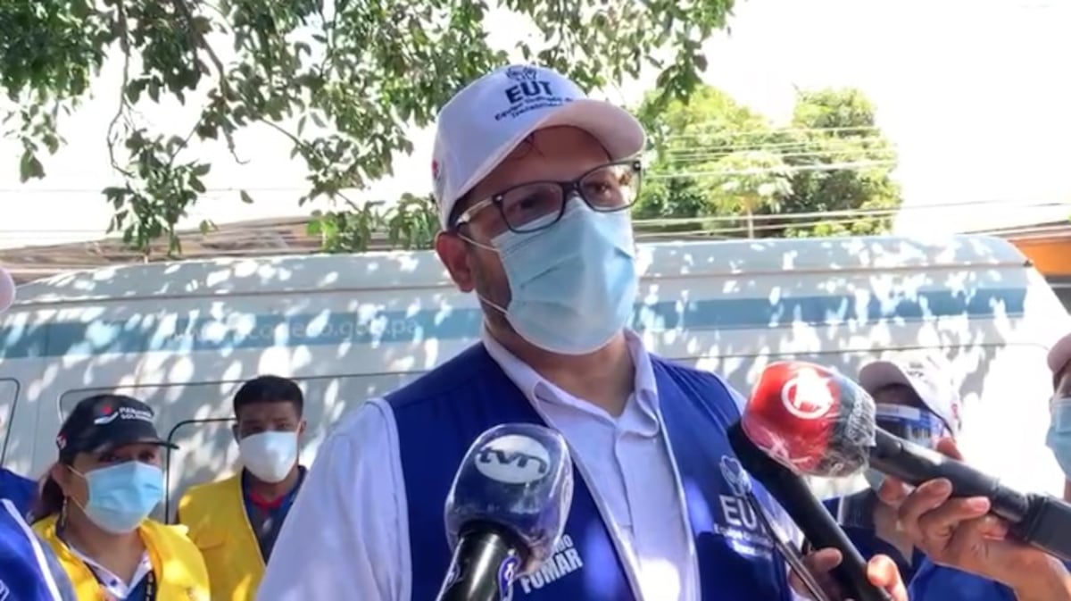 Director de la Región Metropolitana de Salud reacciona al uso de la mascarilla en los gimnasios y da fecha probable de apertura 