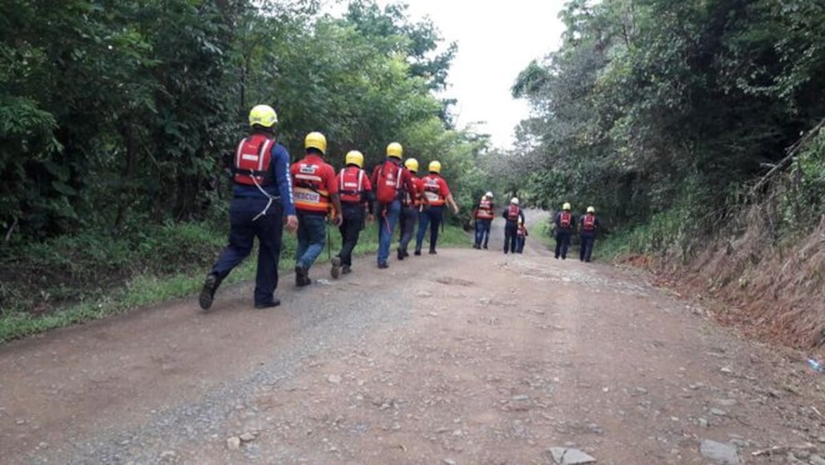 CON HIPOTERMIA. Responden a emergencia. Van al rescate de 17 en el Volcán Barú