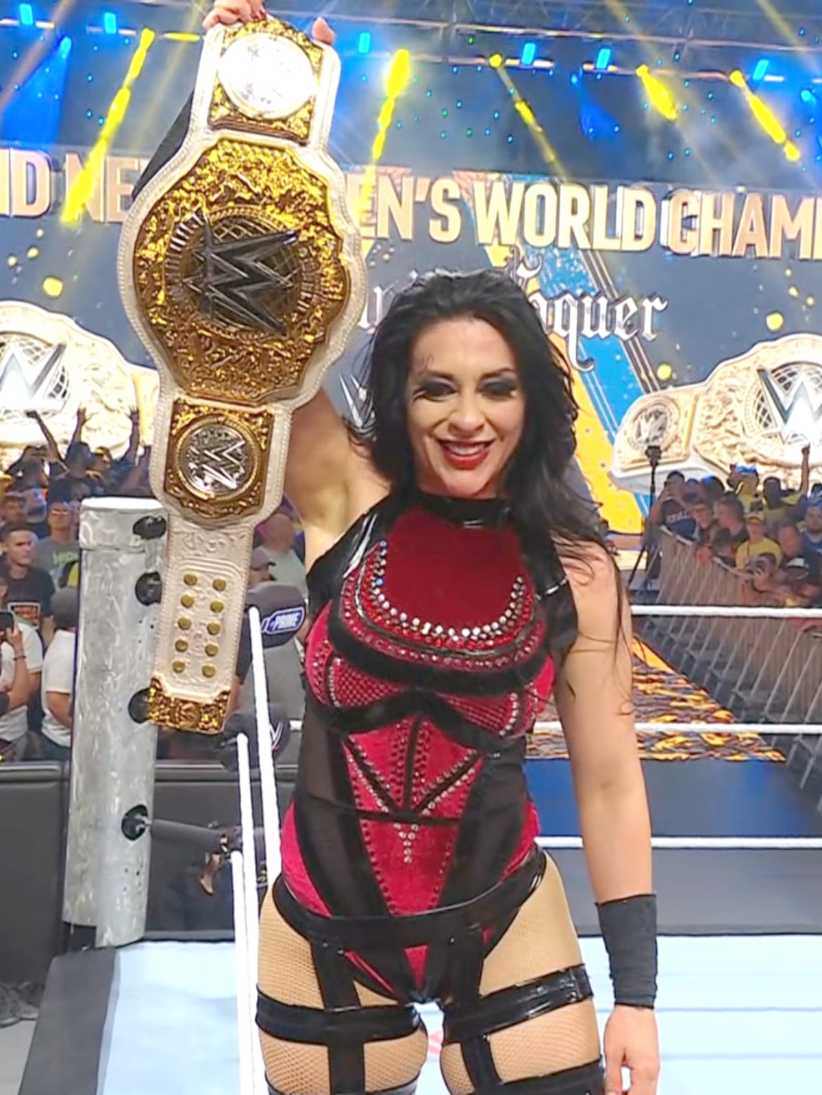 Stephanie Vaquer hace historia en WWE: primera latina campeona mundial