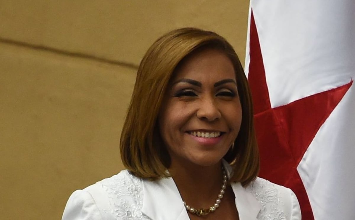 Postura del PRD reeligiría a presidenta de la Asamblea Nacional