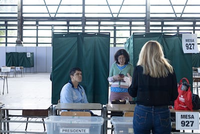 Chilenos van a las urnas para escoger al sucesor de Gabriel Boric
