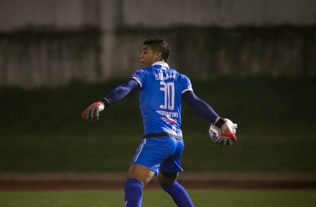 Tauro tira de la casta y elimina al Sporting San Miguelito en penales