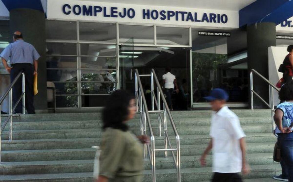Malestar: Por entrega masiva de citas médicas en el Complejo Hospitalario de la Caja de Seguro Social
