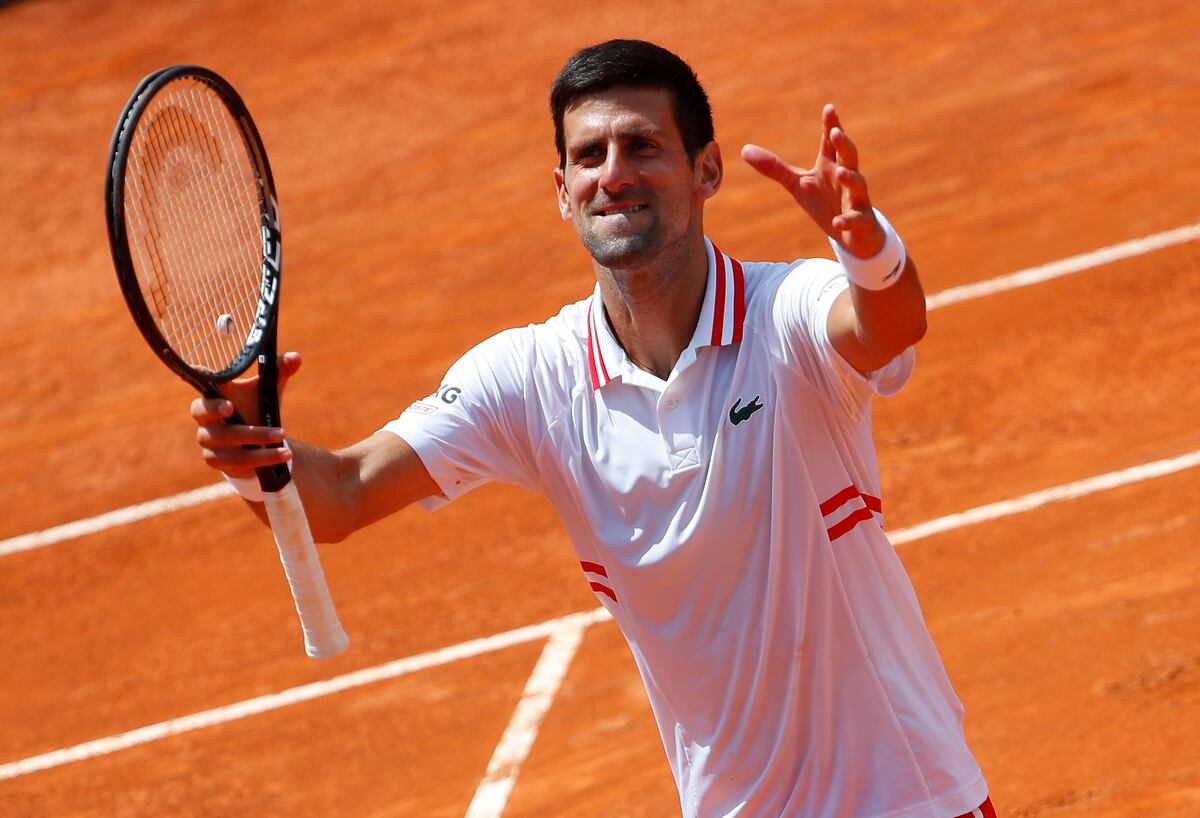 Djokovic remonta y se mete en semifinales del Master 1,000 de Roma