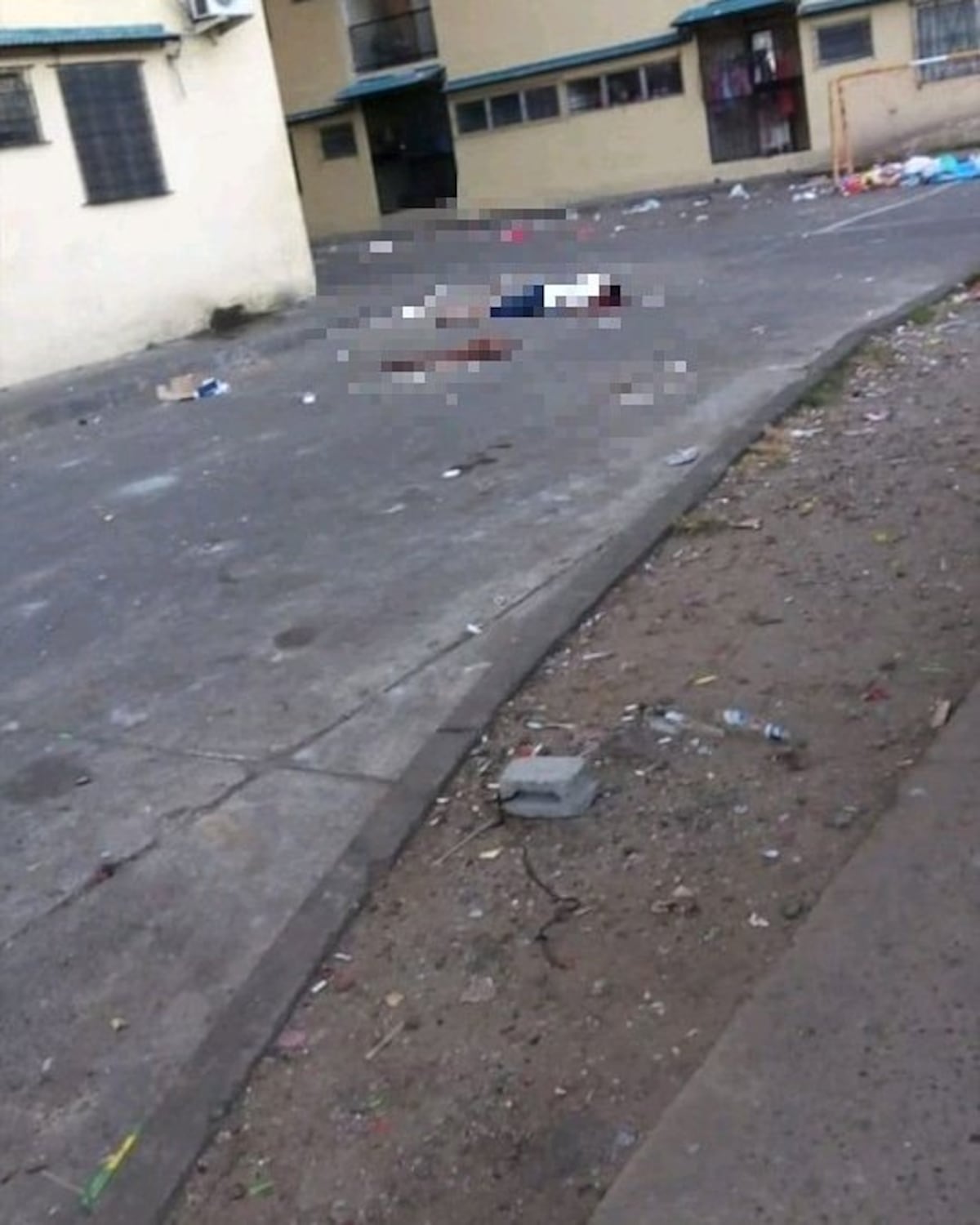 Hombre muere al caer de edificio en Patio Pinel 