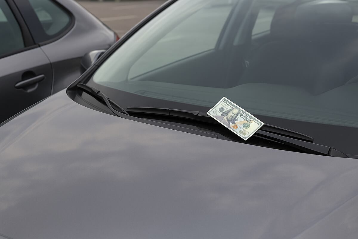 ¿Cuento o verdad?: DIJ aclara lo del billete en el parabrisas