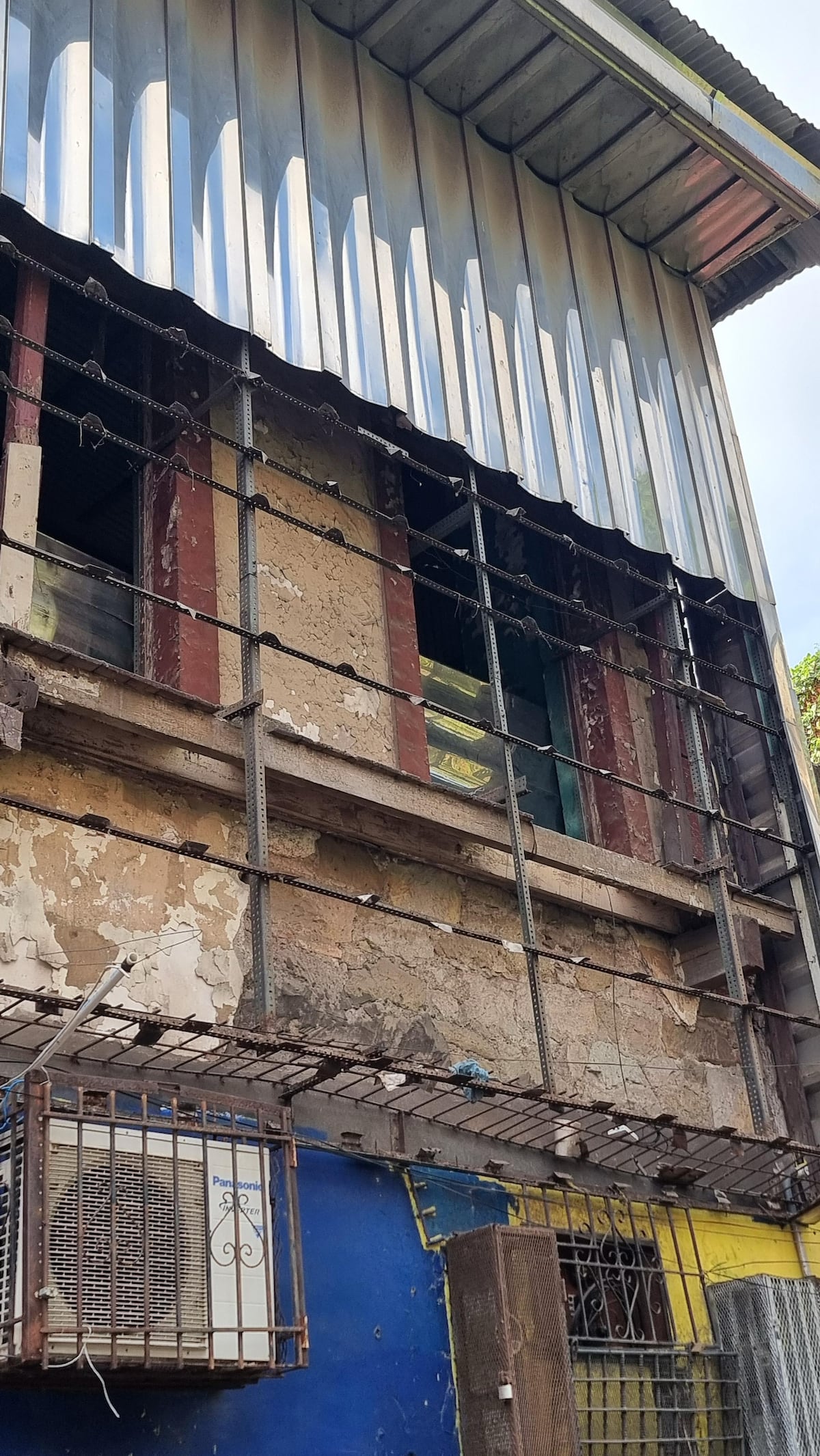 Fachadas de la Avenida Central se transforman