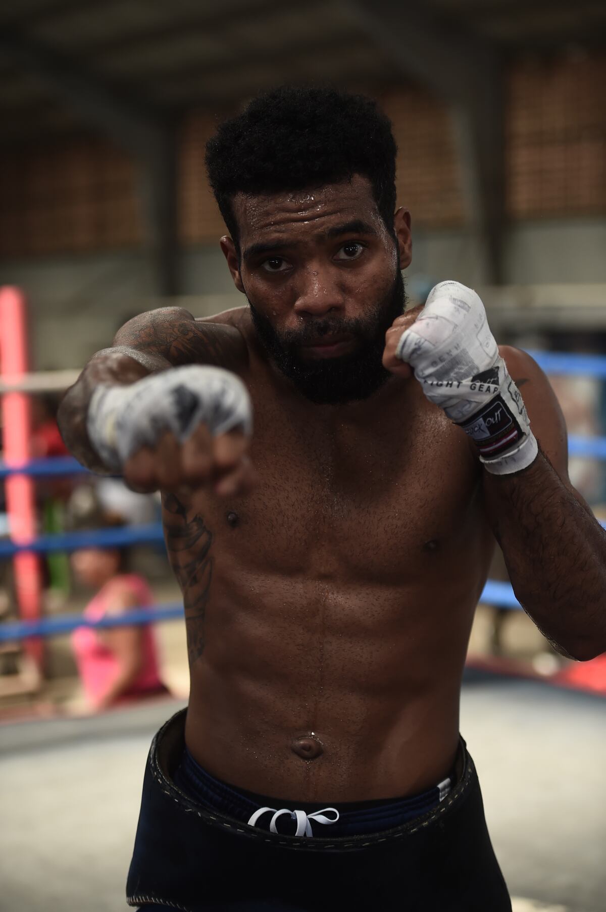 Jezzrel Corrales queda fuera y varios panameños caen en el ranking de la AMB