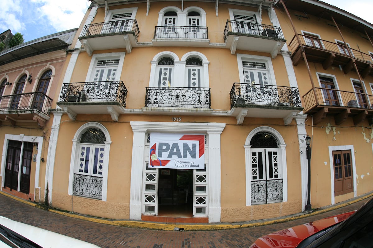 Revocan fallo de exjuez Loaiza y ordenan juicio por blanqueo de capitales en casos del PAN