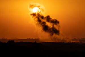 Israel restablece parcialmente el suministro de agua a Gaza, aunque no llega a desplazados