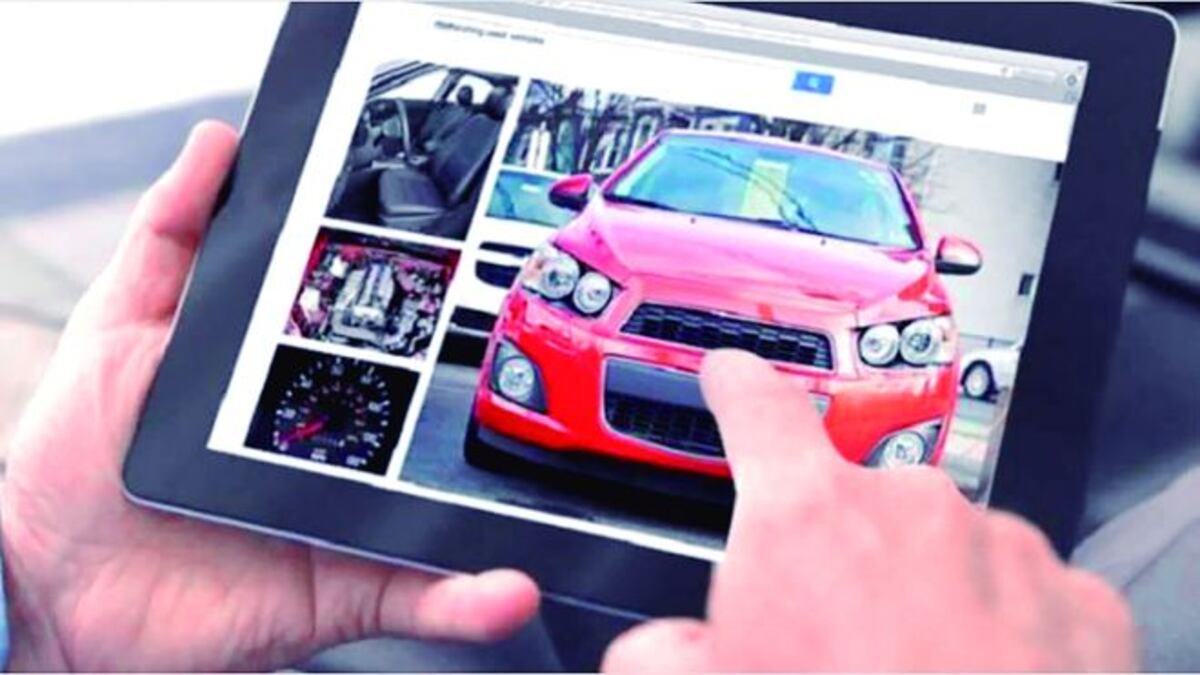 Fue a comprar carro que vio en Internet, llevó $8 mil y le robaron todo. Video