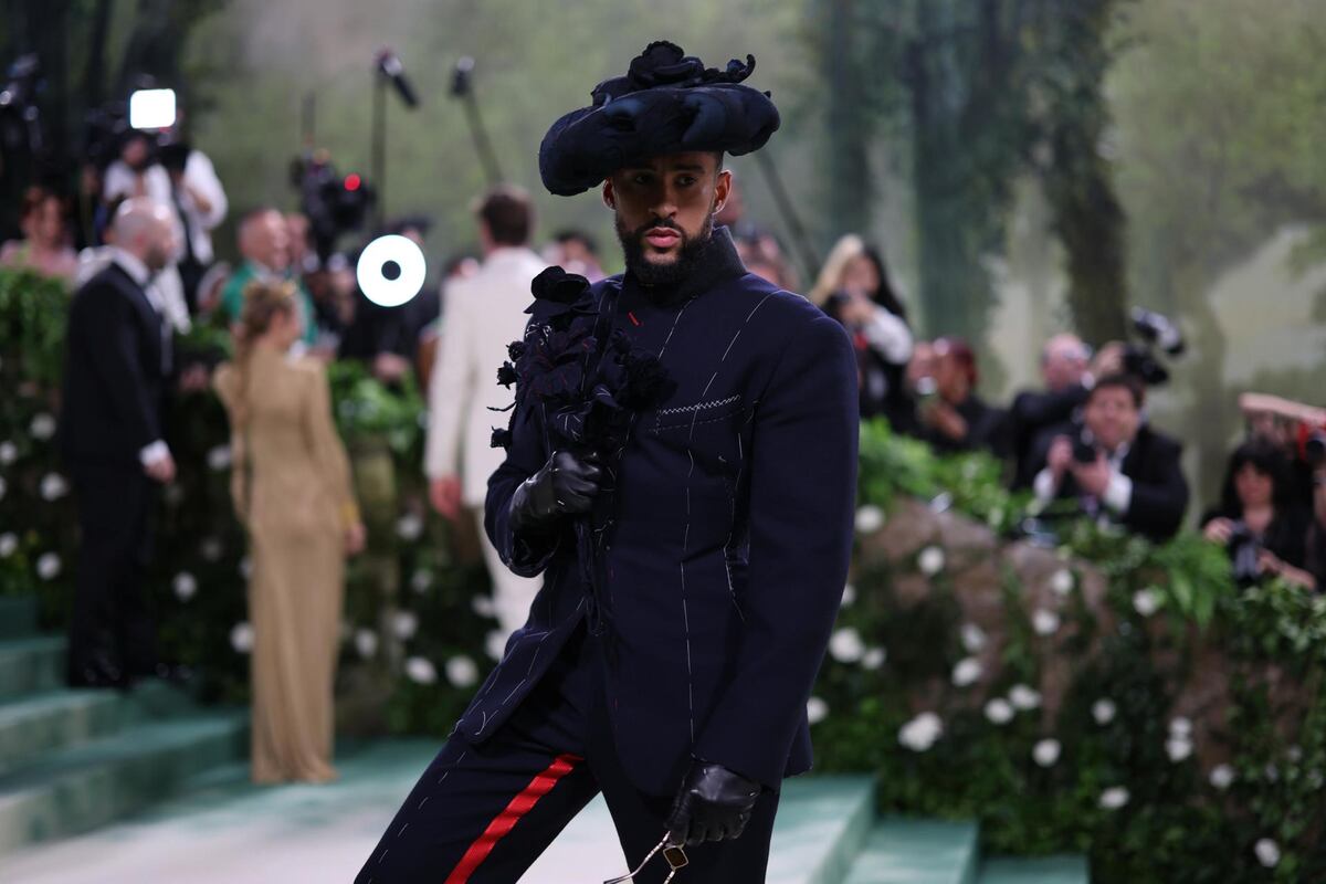 Eduardo Verástegui llama ‘experimento de laboratorio’ a Bad Bunny