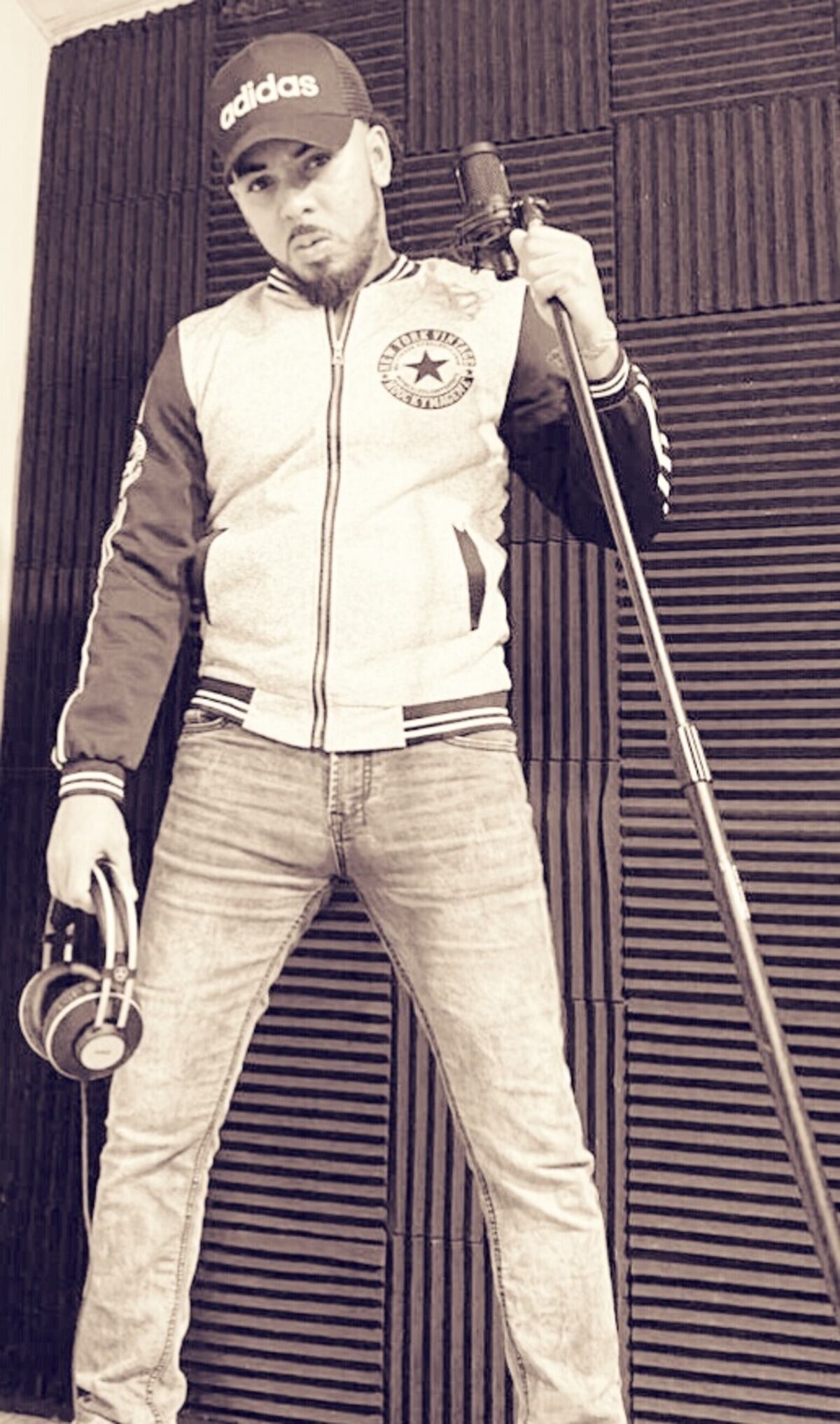 El Tobe regresa a la música y cambia su nombre artístico a: ‘Ras The First’