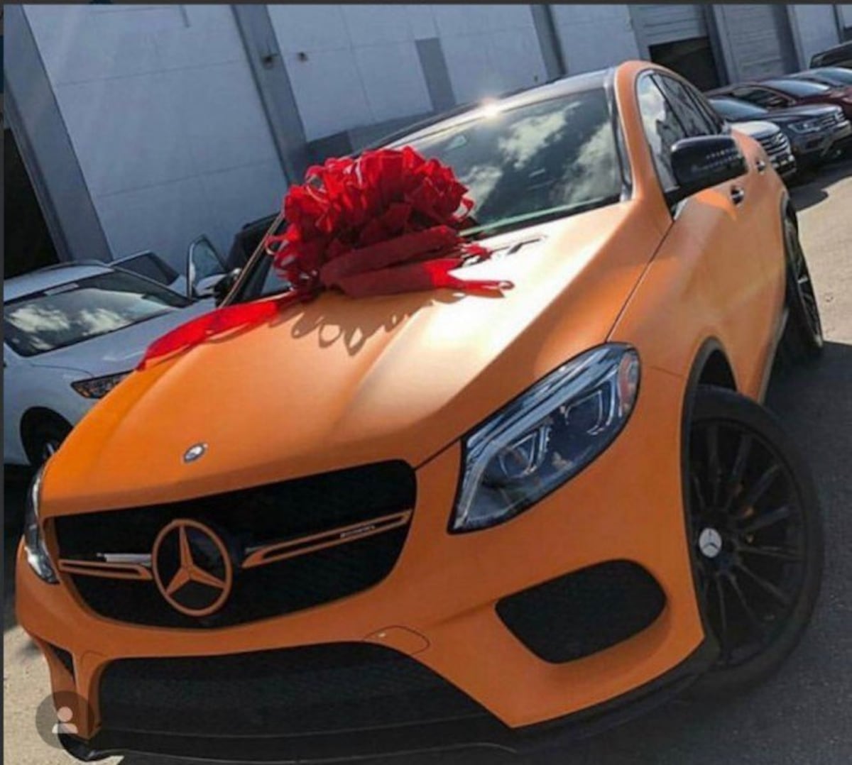 ¡Se lució! Este fue el lujoso regalo que Anuel AA le dio a Karol G de cumpleaños