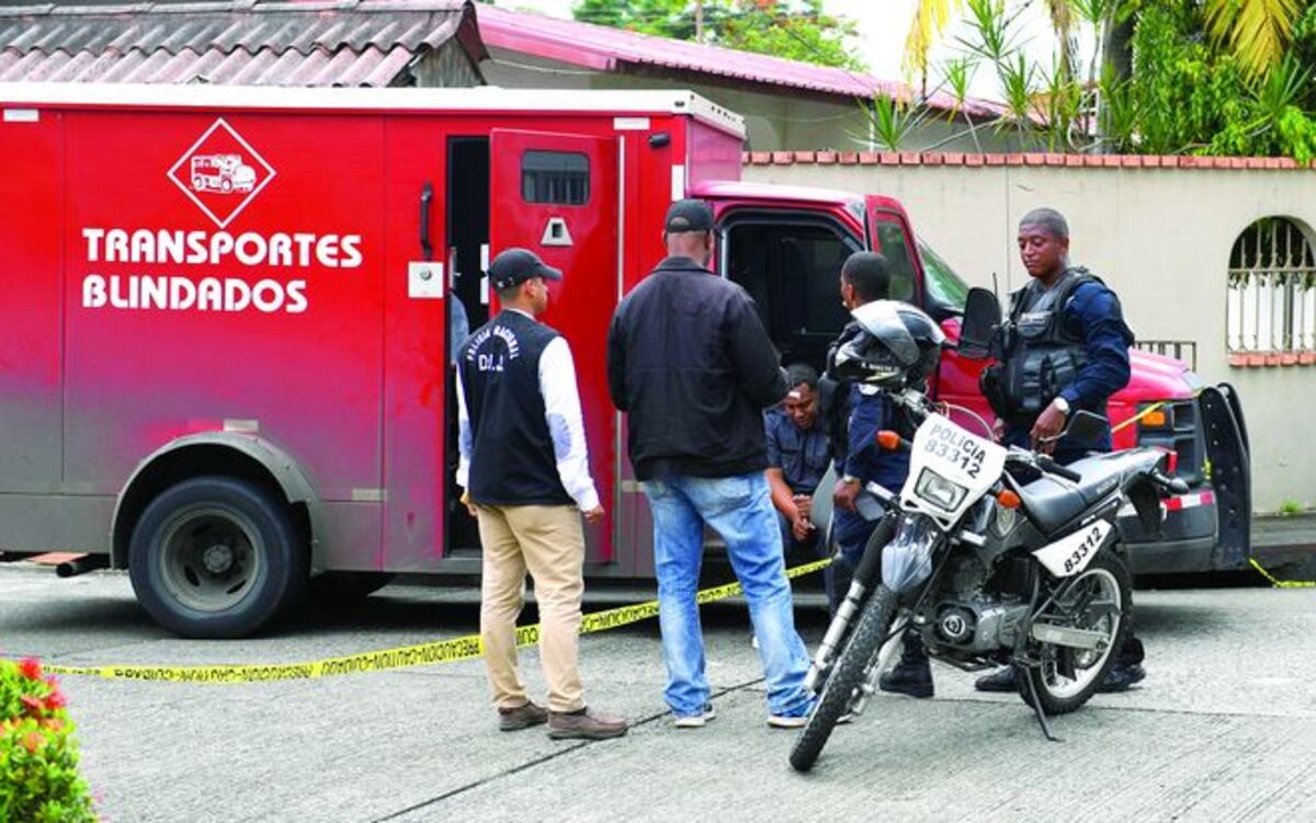 Recuperan parte del botín robado a camión blindado en Arraiján