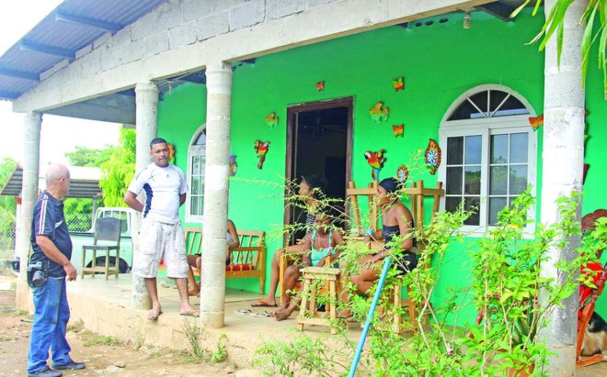 ¡FRENTE A SU ESPOSA! Matan a hombre para robarle en su propia casa en Chepo
