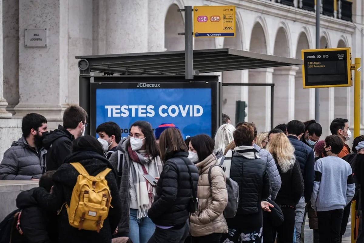 Portugal dejará de exigir el pase sanitario de covid-19 y el confinamiento obligatorio de los contactos estrechos de riesgo