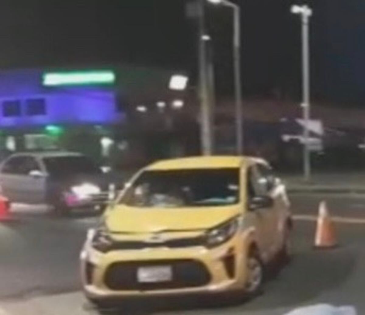 ¡Lamentable! Mujer taxista atropella a una peatón y fallece en Río Abajo