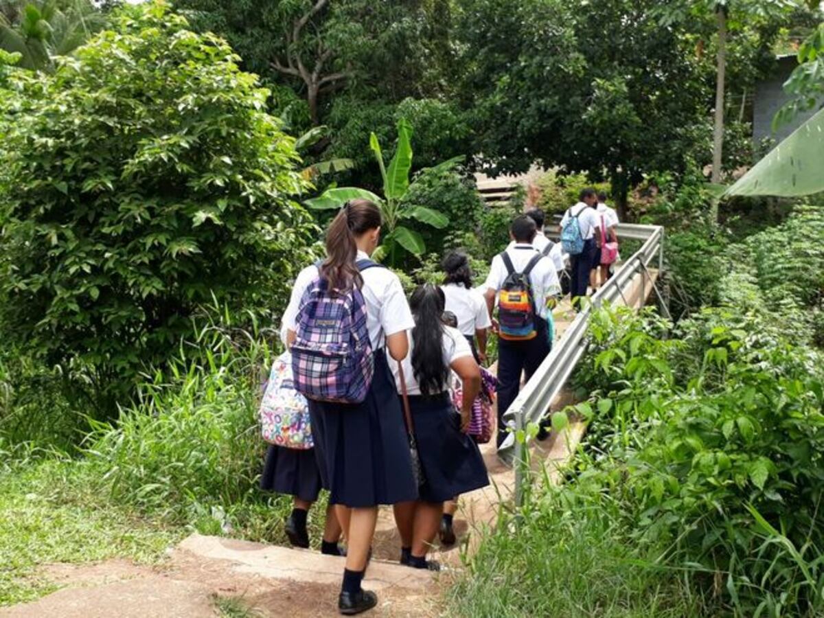 ¡LO GOLPEAN PARA ROBARLE! Estudiante de 16 años del Colegio Tomás Guardia