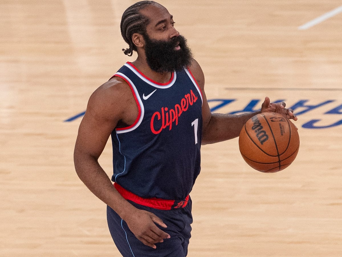 James Harden ingresa al top 10 anotadores históricos de la NBA tras superar a Carmelo Anthony