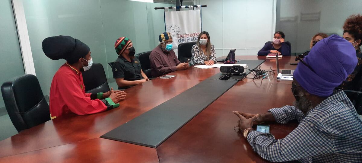 Estudiantes de tres escuelas oficiales son víctimas de bullying y discriminación racial. Defensoría del pueblo abre investigación