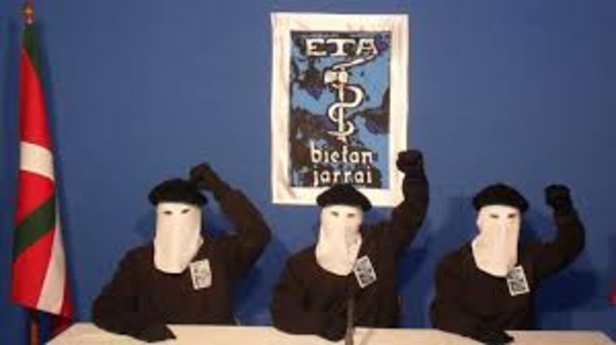 ¿Cumplirán? La asociación terrorista vasca ETA anuncia su disolución