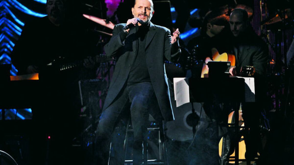 Bosé reafirma su apoyo a negacionistas de la covid-19: “Que nos dejen vivir!”