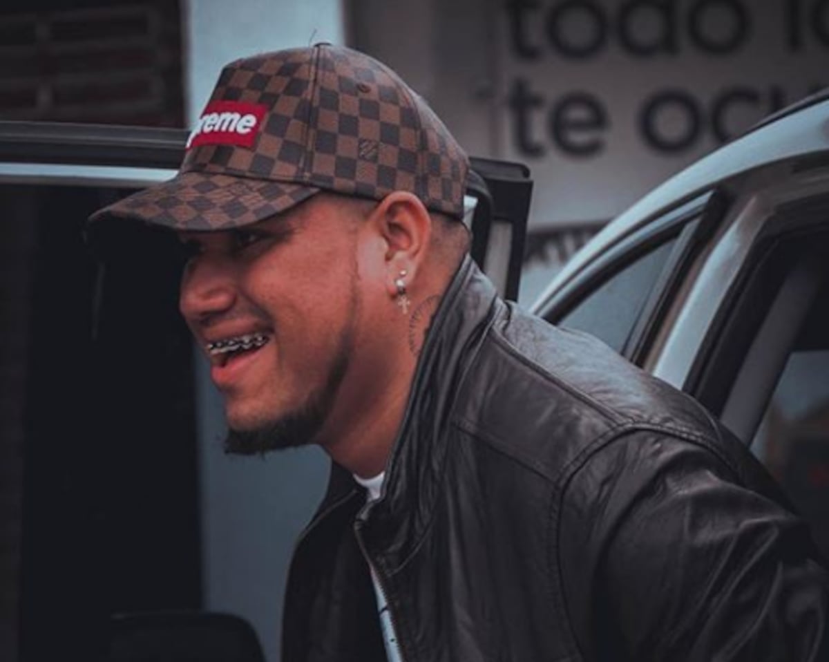 Mira quién se ganó la costosa gorra de Ricardo Martinelli