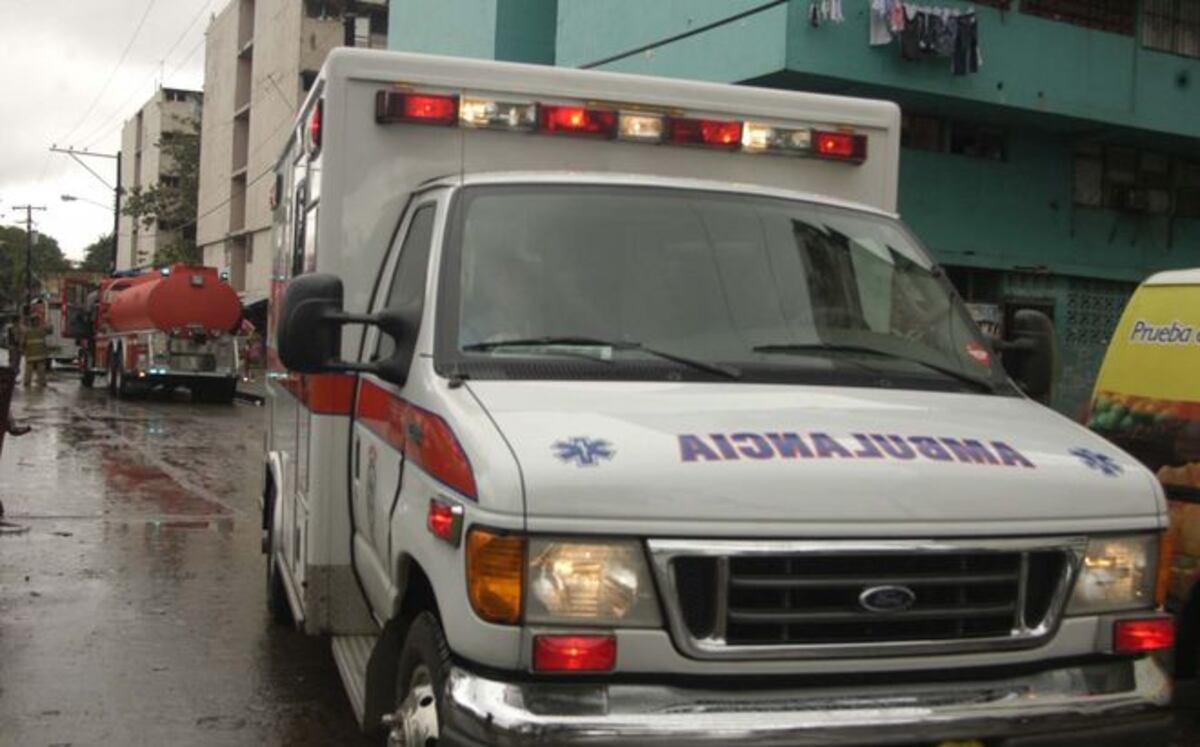 En medio de una discusión con su pareja murió al caer de una multi en Curundú