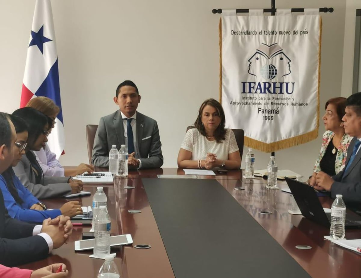 IFARHU anuncia la apertura del concurso general de becas para el 2020