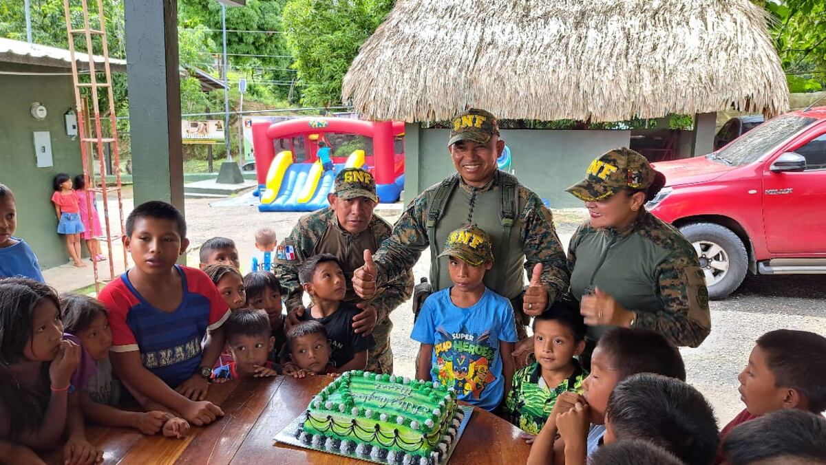 Nunca había celebrado su cumpleaños. Senafront le hace realidad el sueño a Messi 
