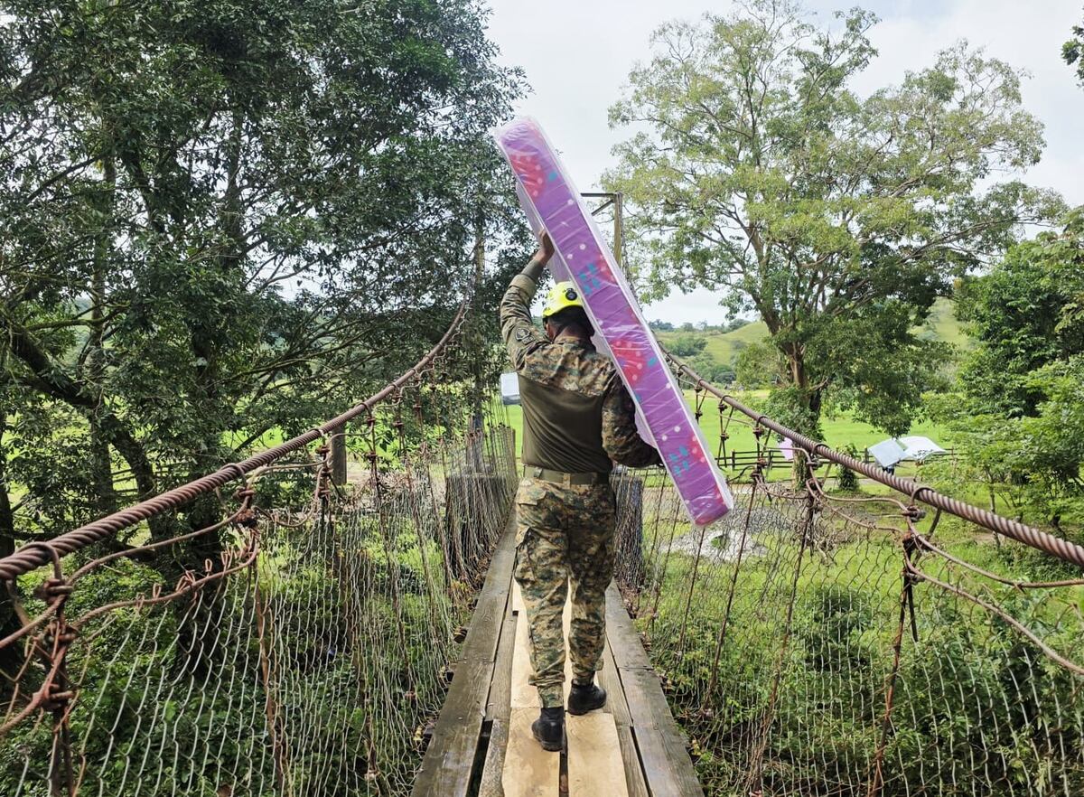 Soná se levanta: Inundaciones no frenan la solidaridad que inunda al distrito