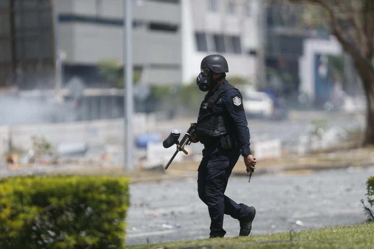 Ni la prensa se salva: antimotines de Mulino arremeten también contra periodistas