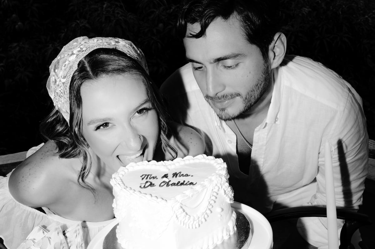 ¡QUÉ MOMENTO! Caro Abadía sorprendió a Mafe Achurra al cantarle en su boda con Diego de Obaldía
