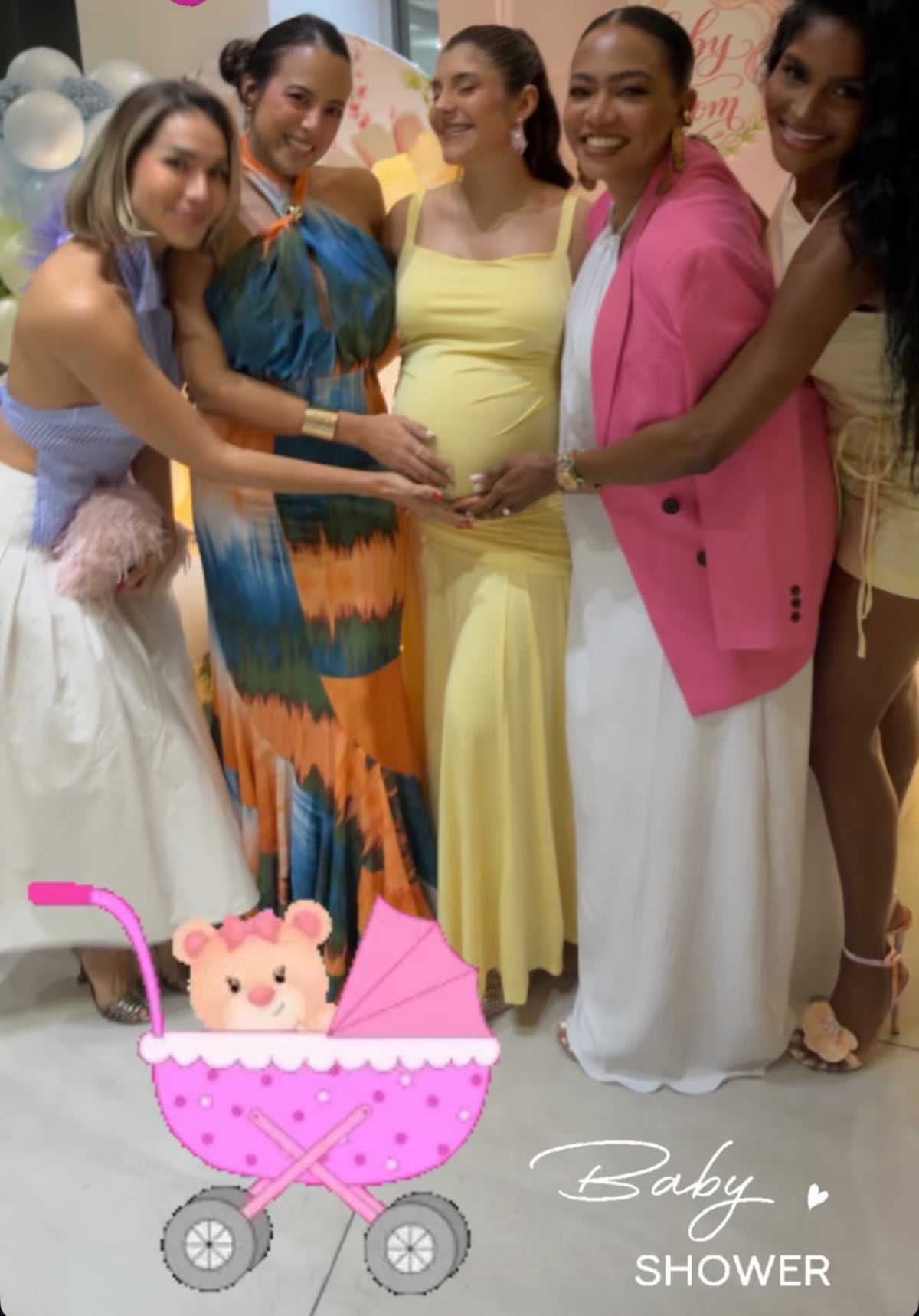 Entre flores, juegos y lágrimas: así fue el BABY SHOWER que las amigas de Joseline Pinto le prepararon