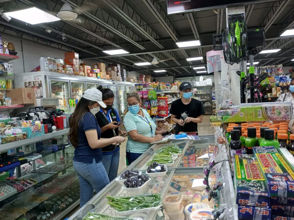 Descubren contaminación cruzada de alimentos en establecimientos por San Miguelito. Cuidado