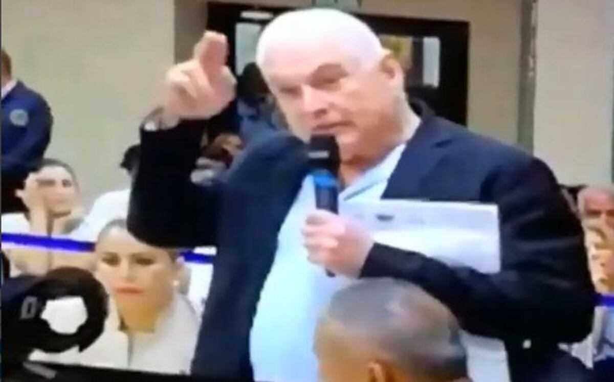 Martinelli renuncia al Parlacen. ¿Qué se trae? Querellantes reaccionan