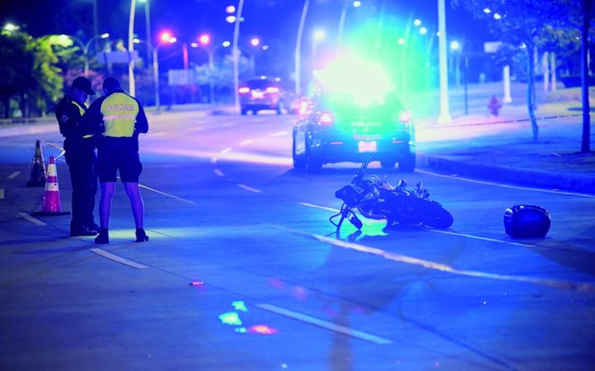 En una moto dejó su vida en la Cinta Costera 3 