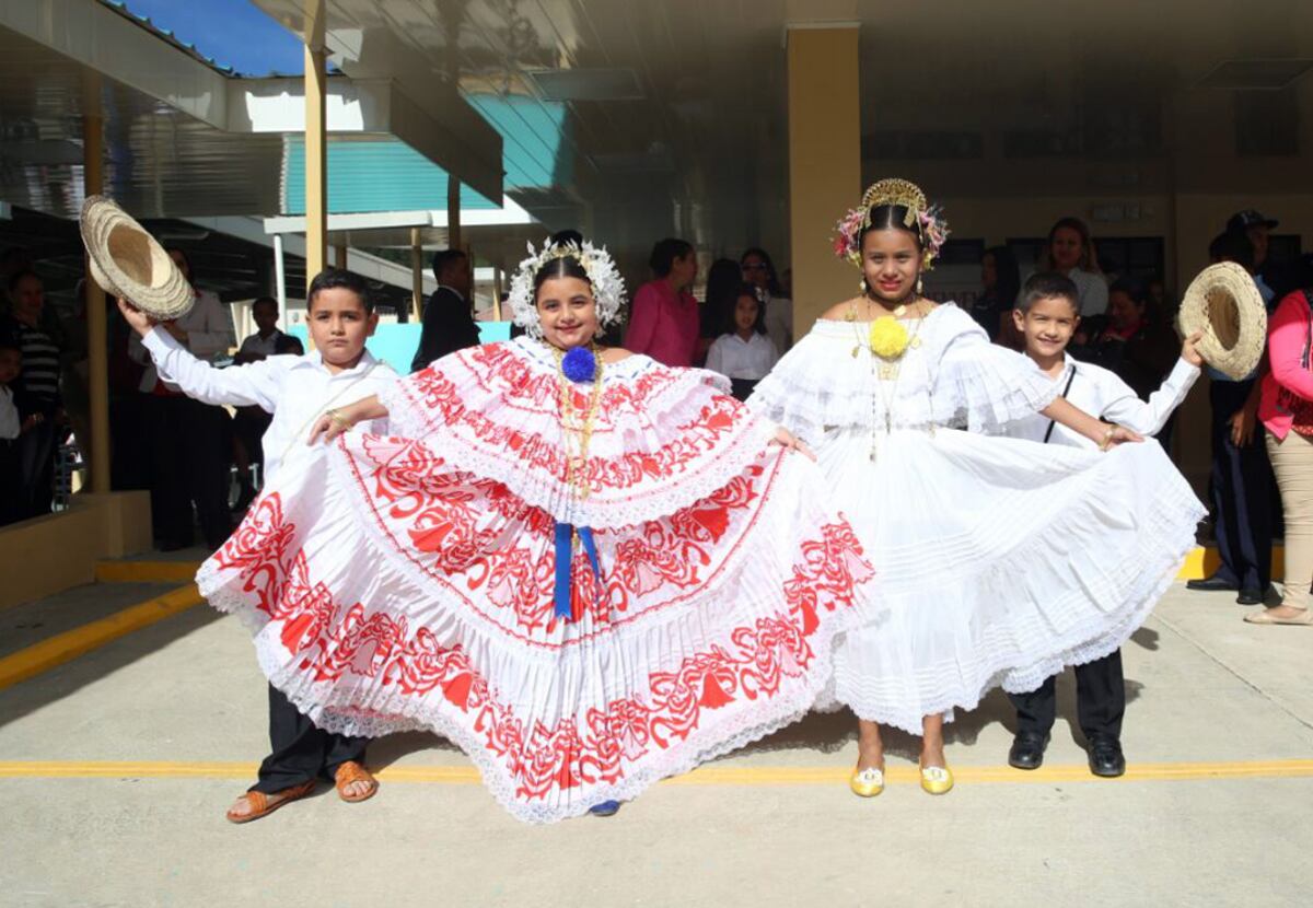 Así fue el estreno del Centro Educativo Básico General Josefa Montero