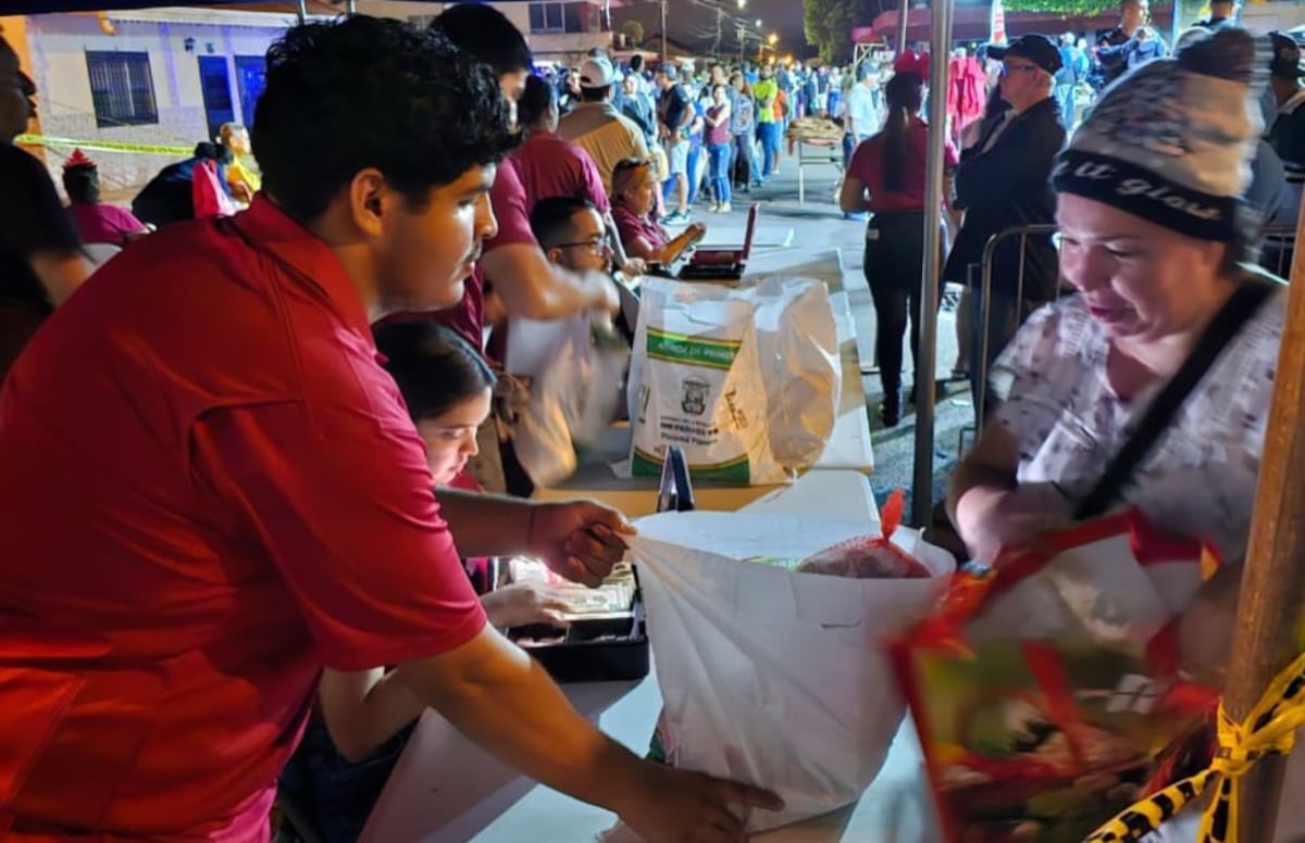 IMA ajusta horarios en sus tiendas por las Naviferias del 9 al 12 de diciembre