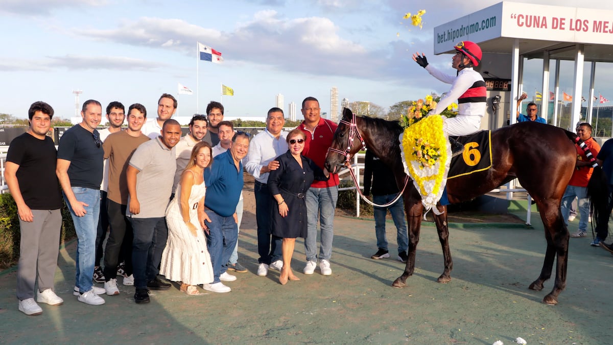 Rodrigo Jaén, el preparador que no afloja y manda en la hípica