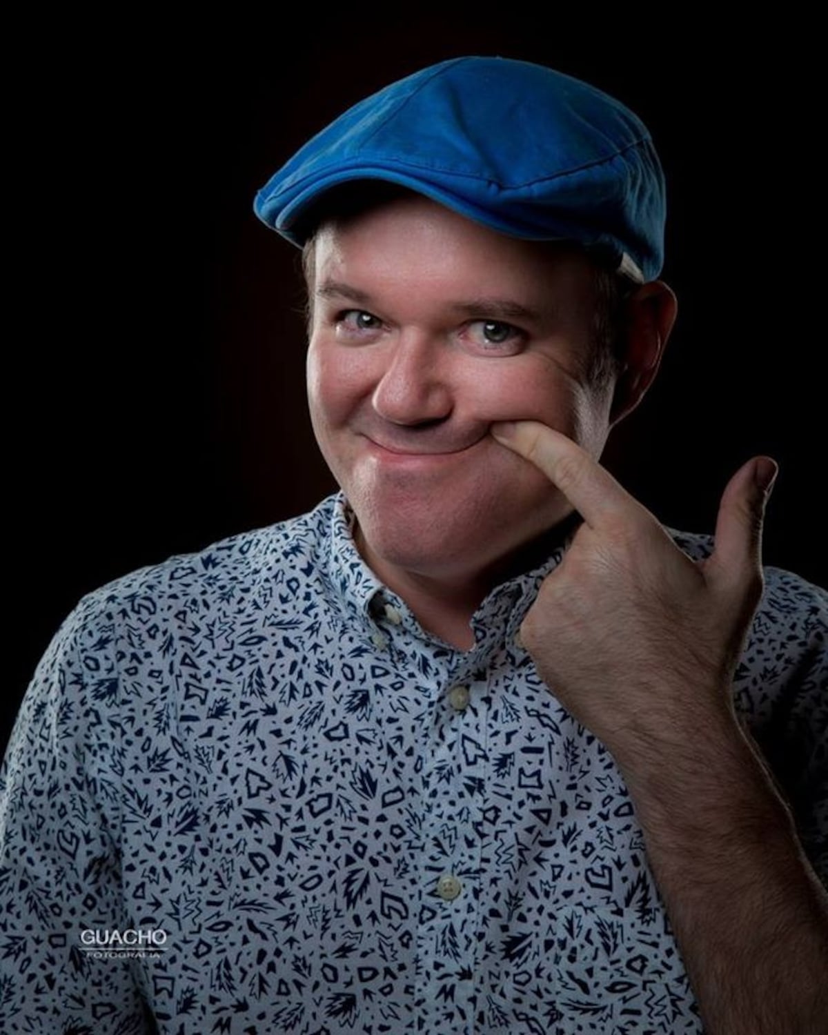 Presentador de TV Alex Medela confirma que sufre parálisis facial